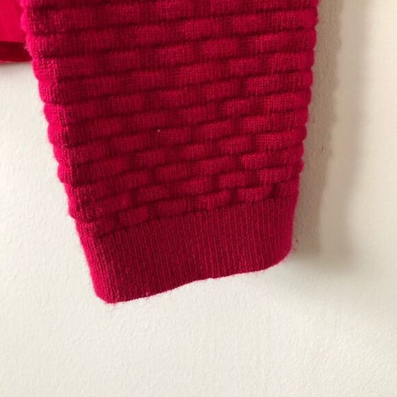 Chelsea28 Cropped Hem Sweater (Size: Medium) - Picture 6 of 7